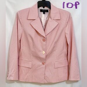 Kasper Pink Blazer with Notched Lapels and Tailored Fit